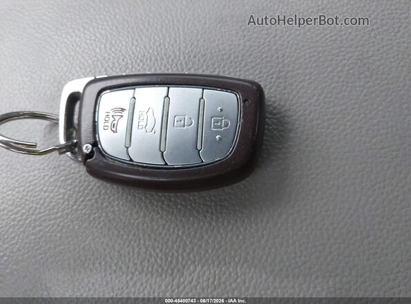 5NPE34AF0HH546044 2017 HYUNDAI SONATA Серебряный Вид панели приборов