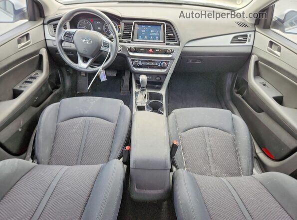 5NPE34AF0JH641855 2018 HYUNDAI SONATA White Vista del salpicadero