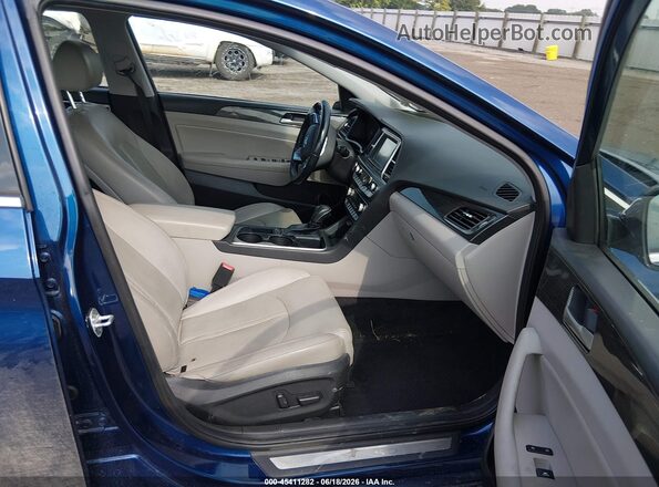 5NPE34AF0JH645307 2018 HYUNDAI SONATA Blue Вид салону спереду