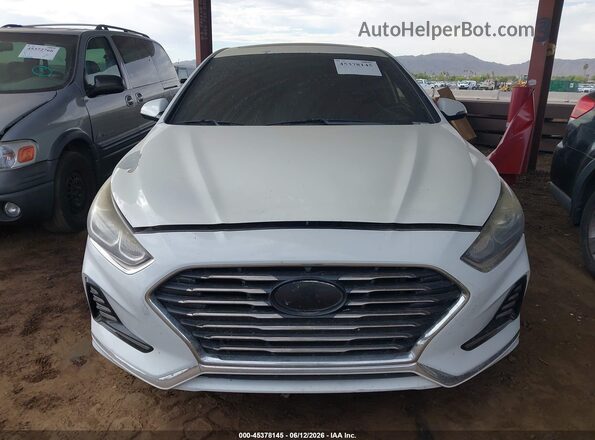 5NPE34AF0JH695804 2018 HYUNDAI SONATA White Սարքավորումների վահանակի տեսք