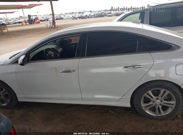 5NPE34AF0JH695804 2018 HYUNDAI SONATA White Սալոնի 360 աստիճան տեսք