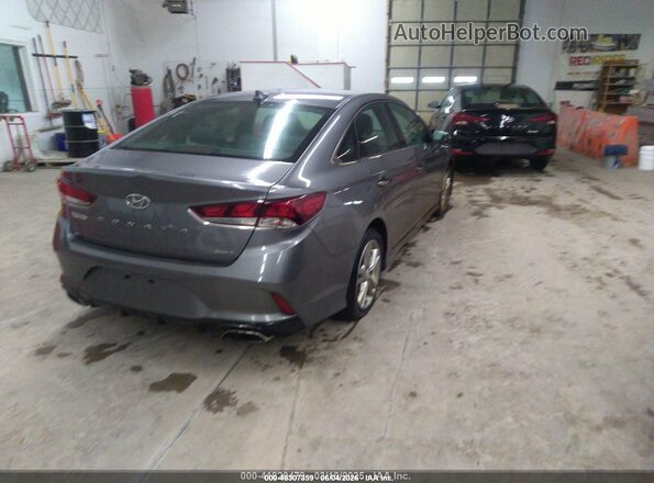5NPE34AF0JH716117 2018 HYUNDAI SONATA Серый Задняя правая четверть