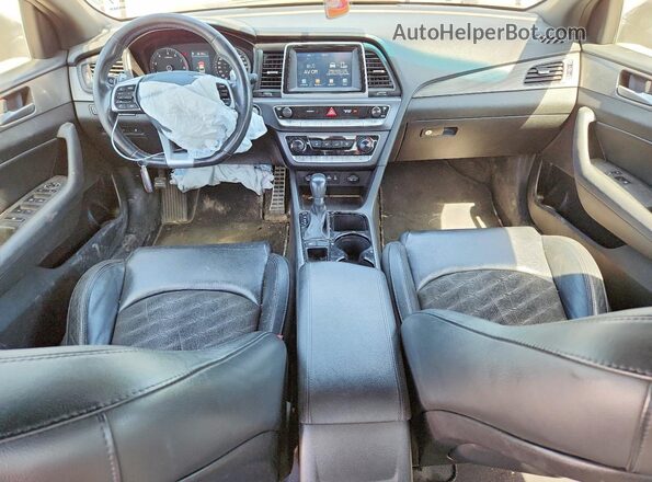5NPE34AF0KH748227 2019 HYUNDAI SONATA Черный Вид панели приборов