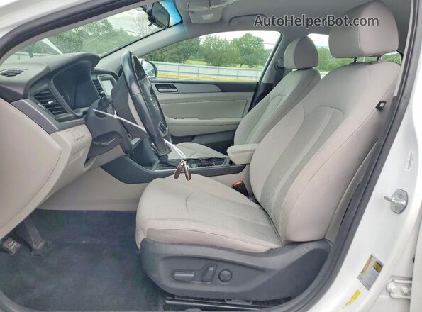 5NPE34AF0KH775024 2019 HYUNDAI SONATA White წინა სალონის ხედი