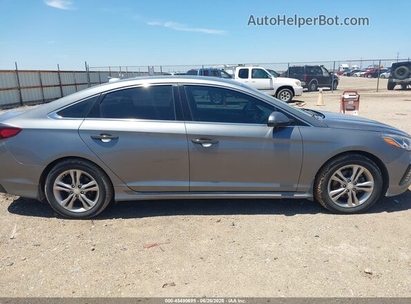5NPE34AF0KH799372 2019 HYUNDAI SONATA Gray Rear interior view