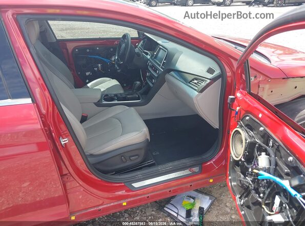 5NPE34AF0KH809012 2019 HYUNDAI SONATA Red Widok wnętrza z przodu