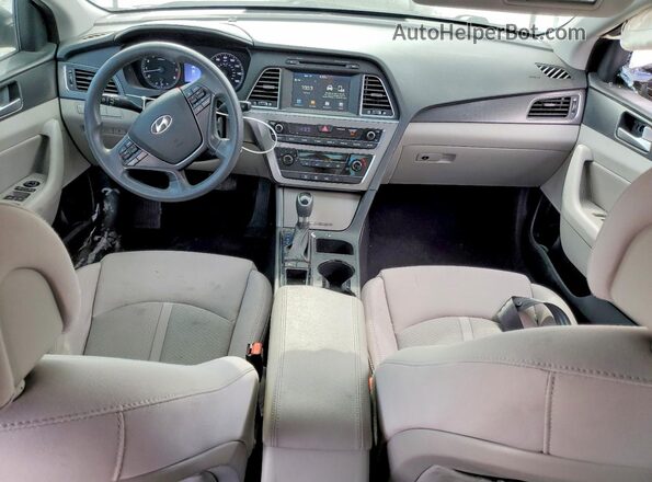 5NPE34AF1HH485481 2017 HYUNDAI SONATA Silver Widok deski rozdzielczej