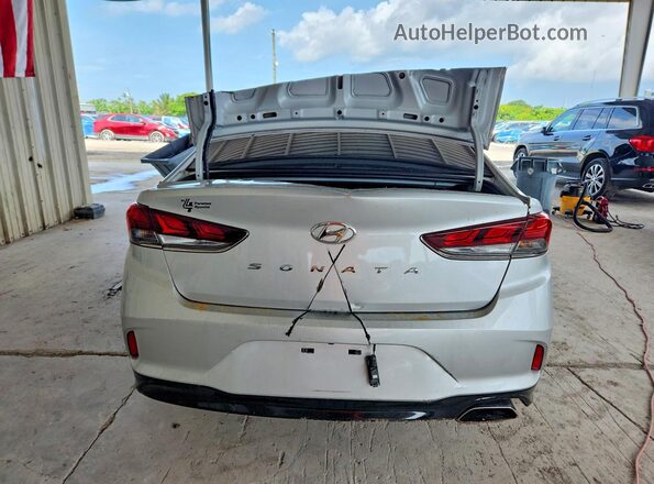 5NPE34AF1JH597025 2018 HYUNDAI SONATA Silver 