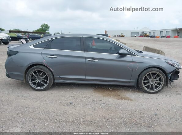 5NPE34AF1JH716773 2018 HYUNDAI SONATA Gray Vista interior trasera