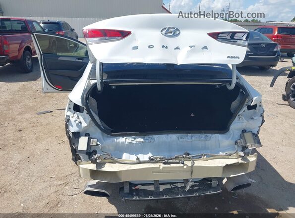 5NPE34AF1KH739357 2019 HYUNDAI SONATA White Front view