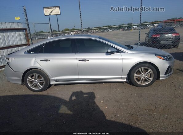 5NPE34AF1KH741769 2019 HYUNDAI SONATA Серебряный Вид задней части салона