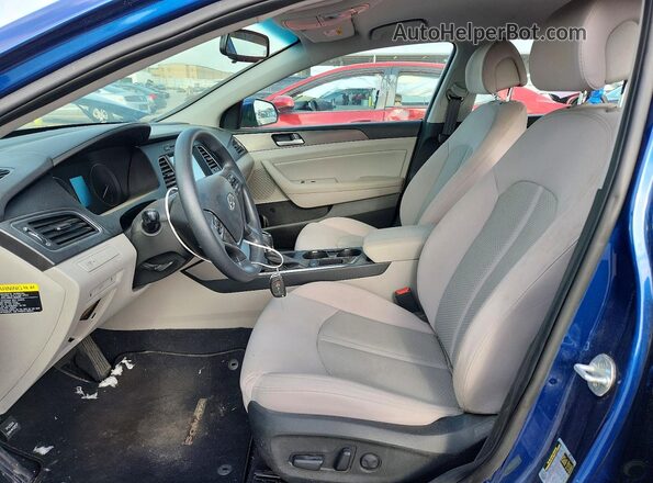 5NPE34AF2HH539712 2017 HYUNDAI SONATA Blue Սալոնի դիմացի տեսք