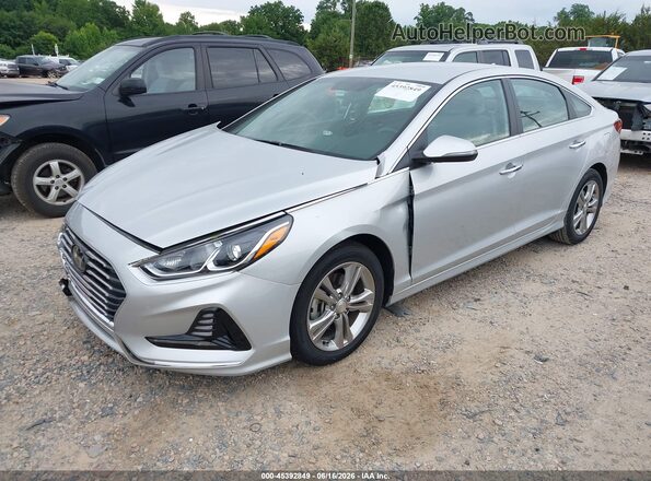 5NPE34AF2JH618559 2018 HYUNDAI SONATA Silver წინა მარცხენა ხედი სამი მეოთხედიდან