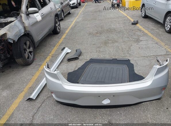 5NPE34AF2JH620795 2018 HYUNDAI SONATA Silver Սարքավորումների վահանակի տեսք