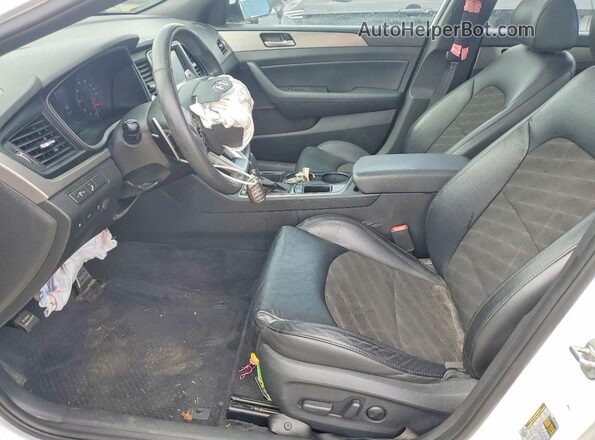 5NPE34AF2KH739366 2019 HYUNDAI SONATA White Front interior view