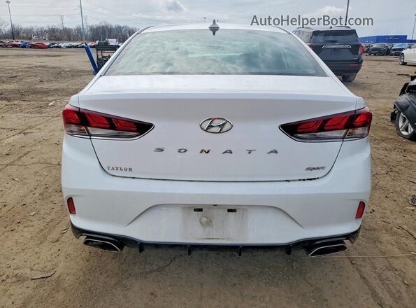 5NPE34AF2KH739366 2019 HYUNDAI SONATA White Rear view