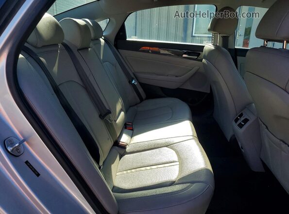 5NPE34AF2KH772092 2019 HYUNDAI SONATA Silver უკანა სავარძლების ხედი