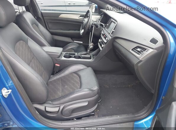 5NPE34AF3JH627707 2018 HYUNDAI SONATA Blue Widok wnętrza z przodu