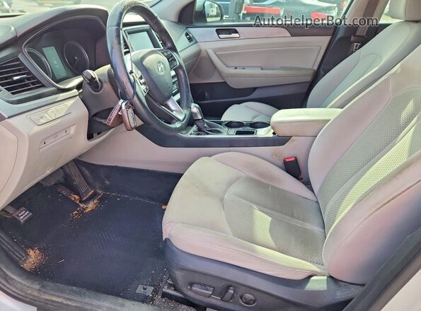 5NPE34AF3JH630638 2018 HYUNDAI SONATA Silver Vista interior delantera