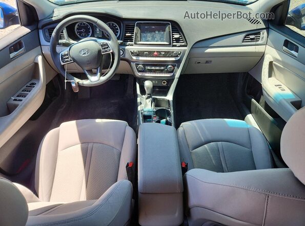 5NPE34AF3JH636665 2018 HYUNDAI SONATA Blue Dashboard view