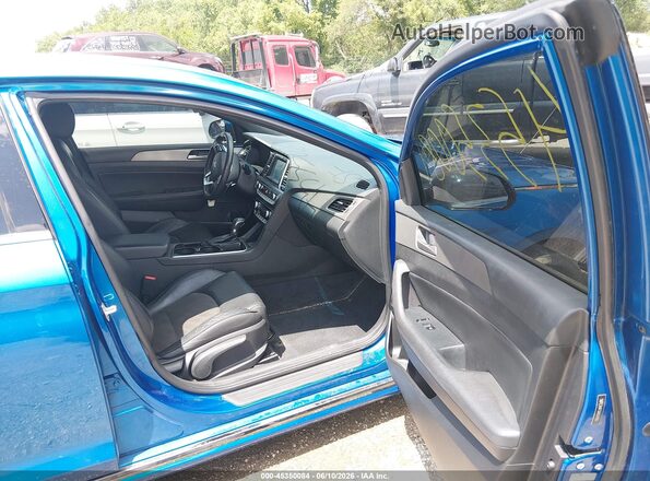 5NPE34AF3JH654793 2018 HYUNDAI SONATA Blue Front interior view