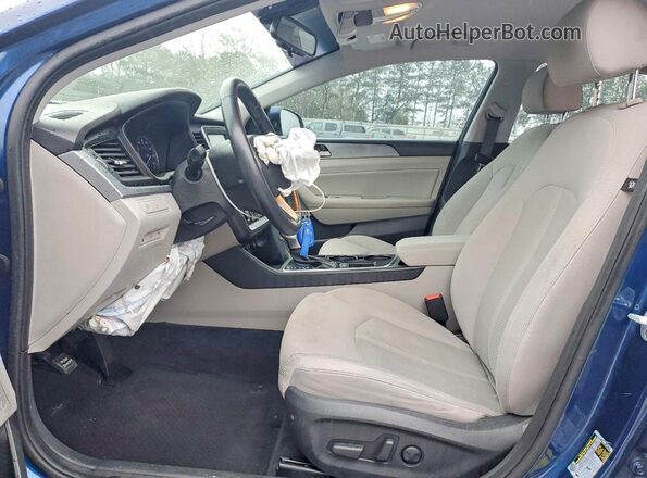 5NPE34AF3KH794246 2019 HYUNDAI SONATA Blue Front interior view