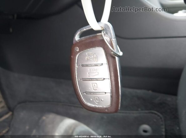 5NPE34AF3KH815127 2019 HYUNDAI SONATA Red Widok deski rozdzielczej