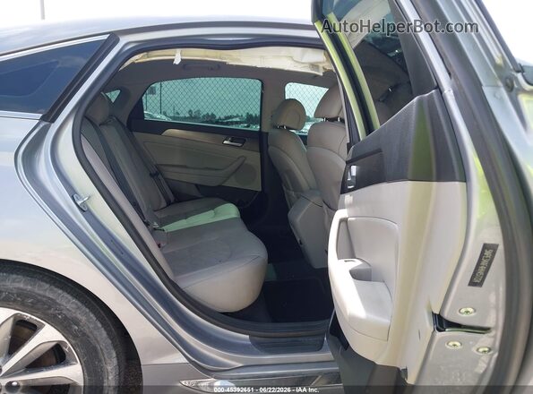 5NPE34AF4HH457724 2017 HYUNDAI SONATA Gray Widok naklejki z numerem VIN