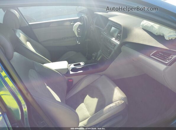 5NPE34AF4HH489282 2017 HYUNDAI SONATA Blue Vista interior delantera