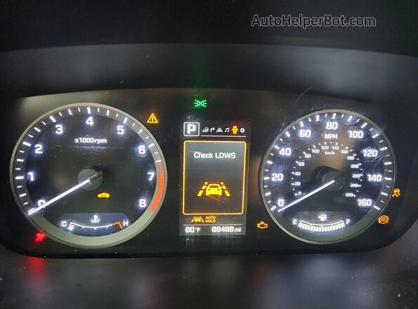 5NPE34AF4HH583114 2017 HYUNDAI SONATA White Widok zestawu wskaźników