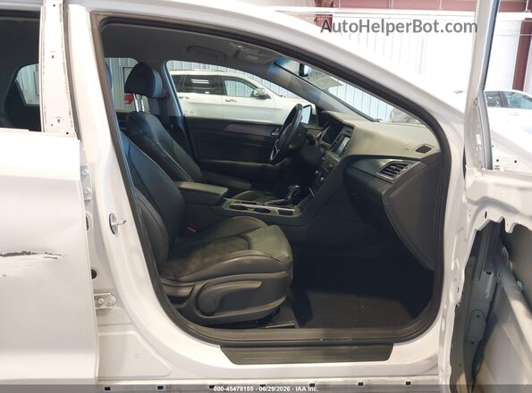 5NPE34AF5GH271947 2016 HYUNDAI SONATA White Front interior view