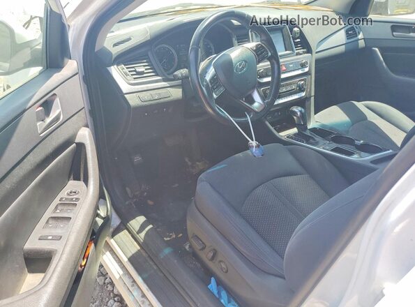 5NPE34AF5JH622654 2018 HYUNDAI SONATA White Առջևի վահանակի տեսք