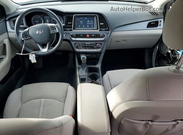 5NPE34AF5JH677315 2018 HYUNDAI SONATA Silver Вид панелі приладів