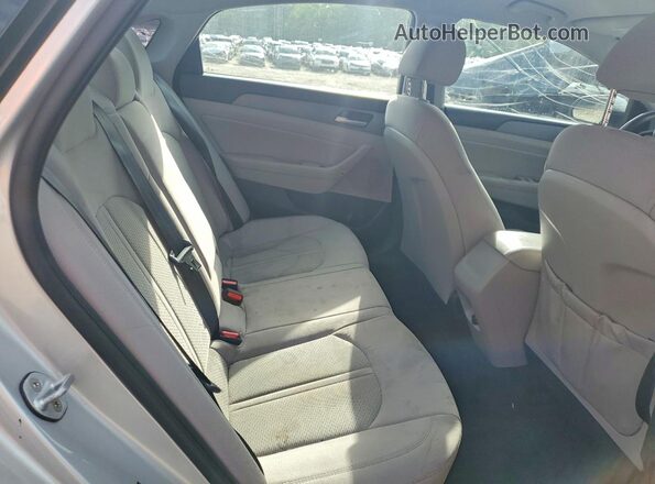 5NPE34AF5JH677315 2018 HYUNDAI SONATA Silver Вид задніх сидінь
