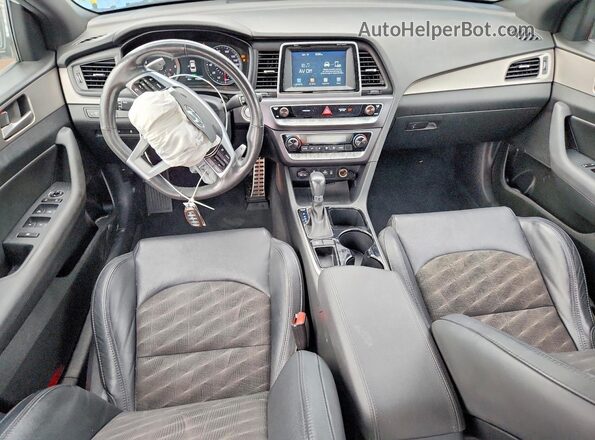 5NPE34AF5JH714881 2018 HYUNDAI SONATA White Dashboard view