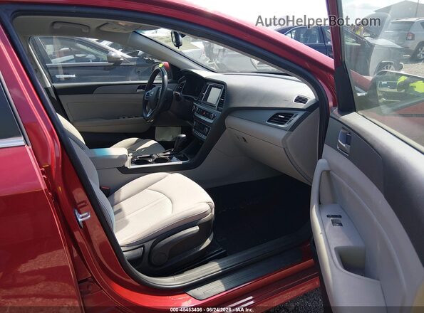 5NPE34AF5KH747378 2019 HYUNDAI SONATA Красный Вид салона спереди