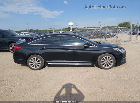 5NPE34AF6GH272332 2016 HYUNDAI SONATA Black Rear interior view