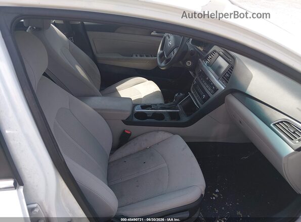 5NPE34AF6GH316457 2016 HYUNDAI SONATA Белый Вид салона спереди