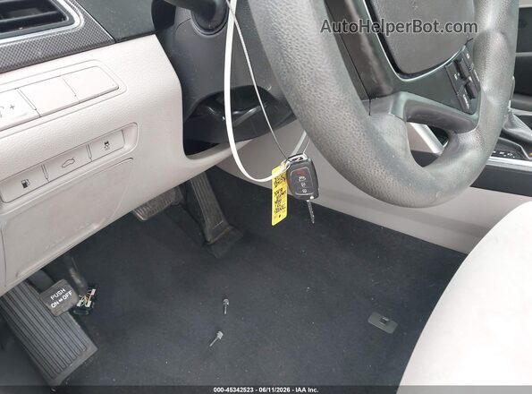 5NPE34AF6HH540037 2017 HYUNDAI SONATA Black Widok deski rozdzielczej