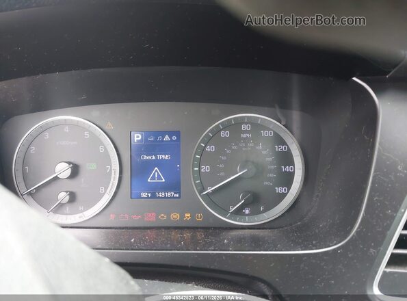 5NPE34AF6HH540037 2017 HYUNDAI SONATA Black Widok tylnych siedzeń