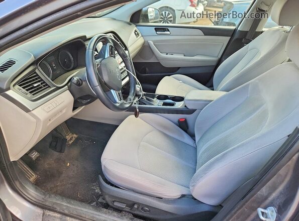 5NPE34AF6JH659261 2018 HYUNDAI SONATA Gray Սալոնի դիմացի տեսք