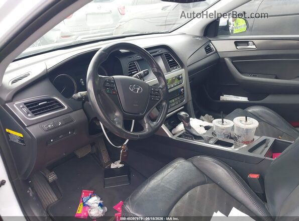 5NPE34AF7GH316130 2016 HYUNDAI SONATA White Вид салону спереду