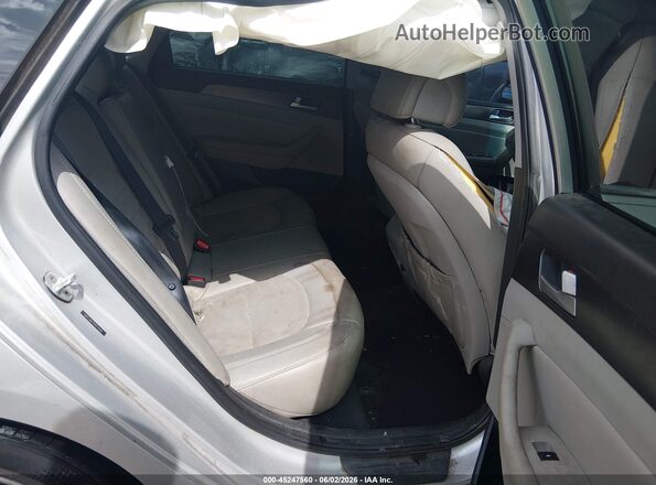 5NPE34AF7HH474968 2017 HYUNDAI SONATA Silver Vista de la etiqueta del VIN
