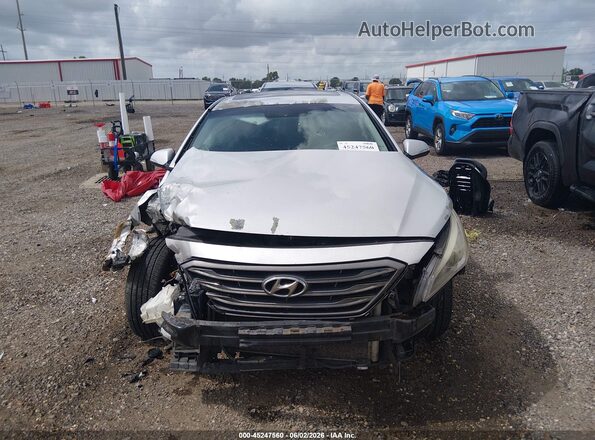 5NPE34AF7HH474968 2017 HYUNDAI SONATA Silver Vista interior trasera