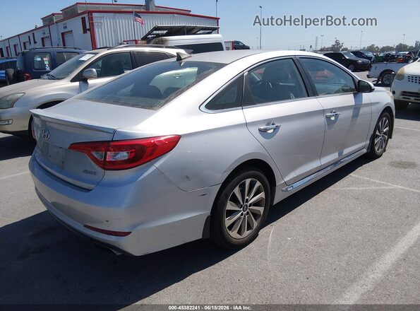 5NPE34AF7HH483590 2017 HYUNDAI SONATA Silver Задня права чверть