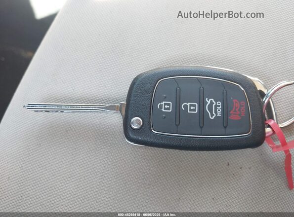 5NPE34AF7HH519116 2017 HYUNDAI SONATA Red წინა პანელის ხედი