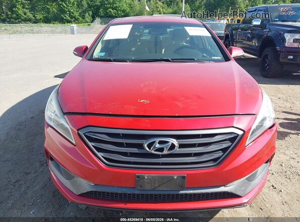 5NPE34AF7HH519116 2017 HYUNDAI SONATA Red უკანა სალონის ხედი
