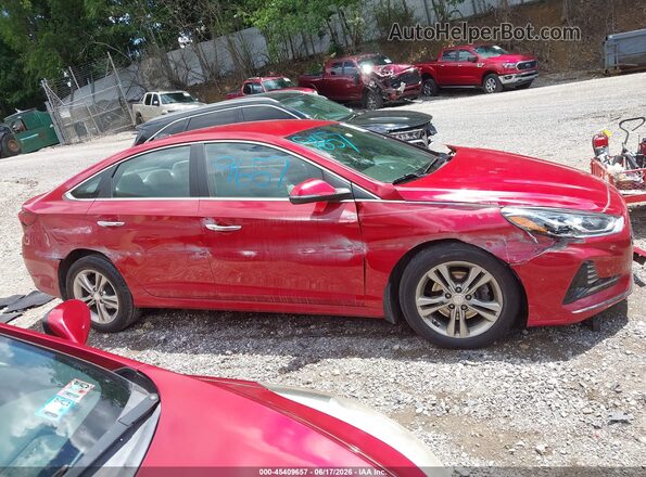 5NPE34AF7JH634515 2018 HYUNDAI SONATA Red Rear interior view