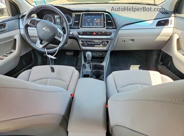 5NPE34AF7JH646809 2018 HYUNDAI SONATA White 