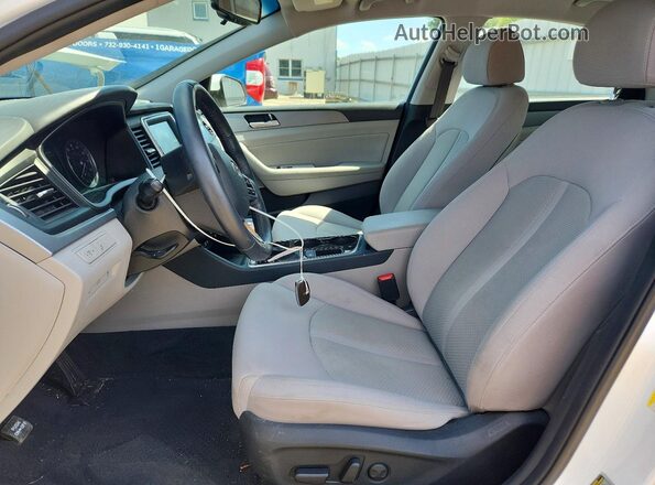 5NPE34AF7JH646809 2018 HYUNDAI SONATA White 